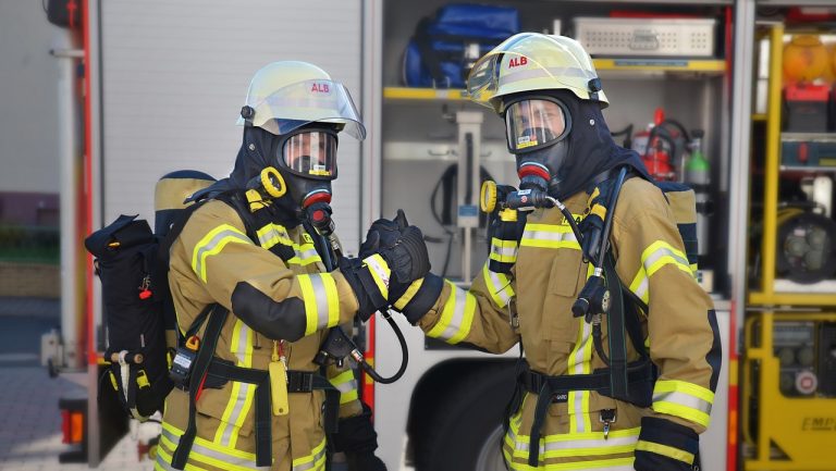 Feuerwehrleute Team Themenbild